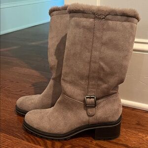 Kelly & Katie Taupe Winter Boots with Fur Trim